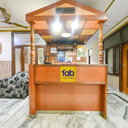 Fabhotel Royal Inn Chandīgarh Buitenkant foto