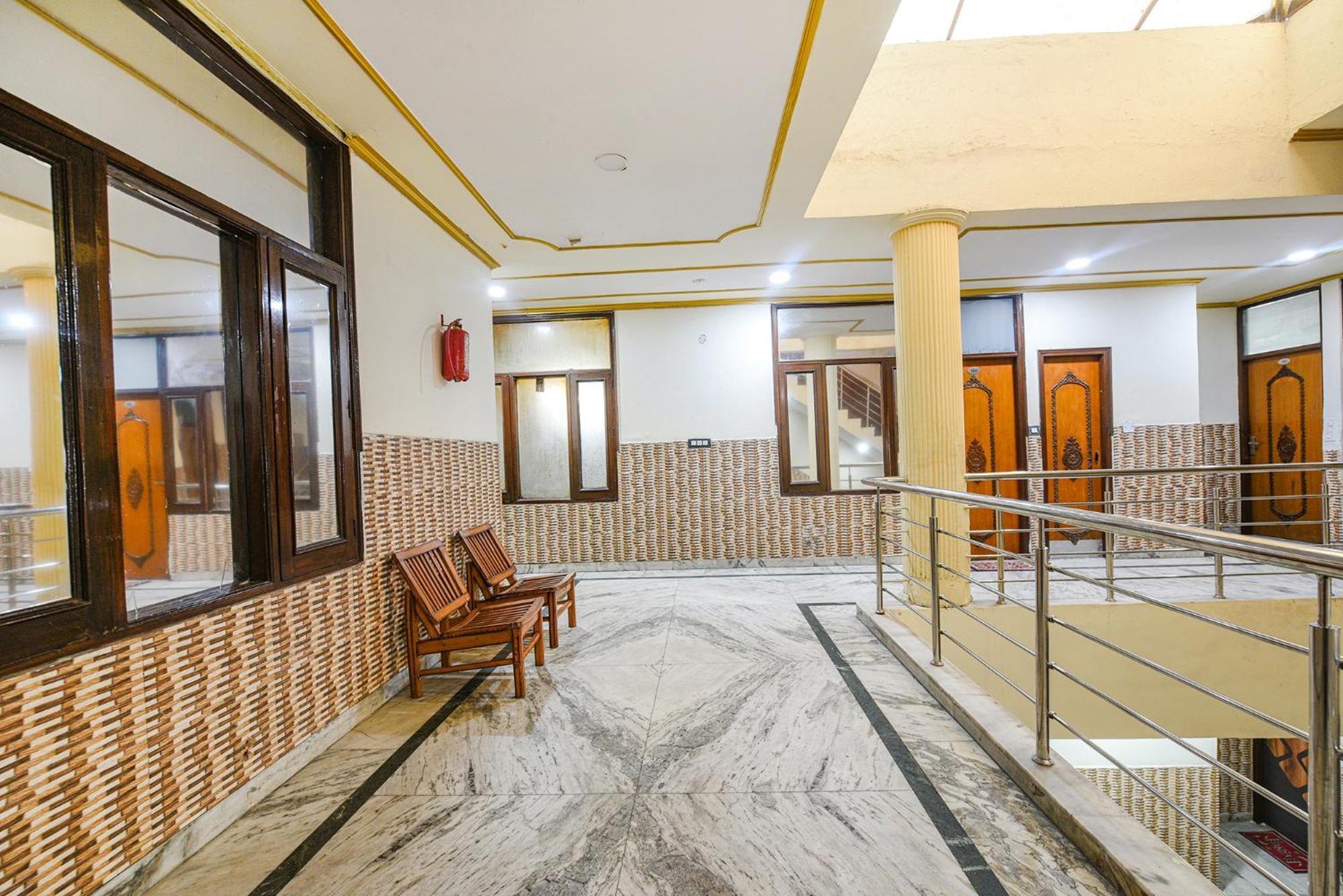 Fabhotel Royal Inn Chandīgarh Buitenkant foto